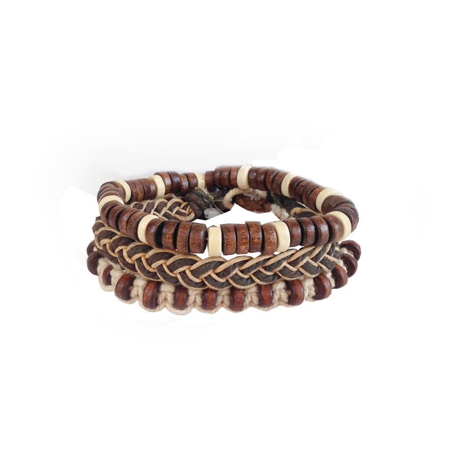 Wooden bracelets with different tones and textures