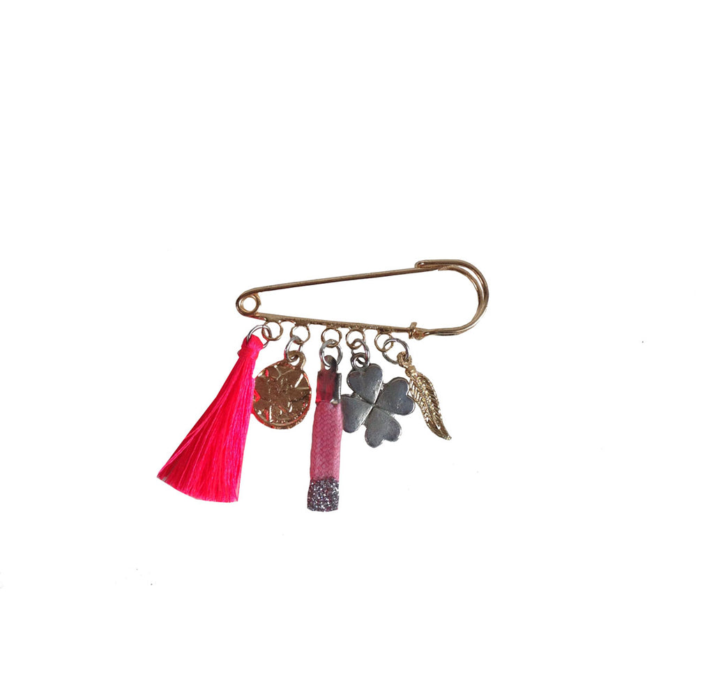 Pink tassel brooch with pendants